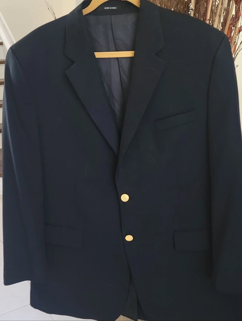 Ralph Lauren 46L Navy Woolmark Blazer/2 brass logo butns single breast/4 @ Cuffs